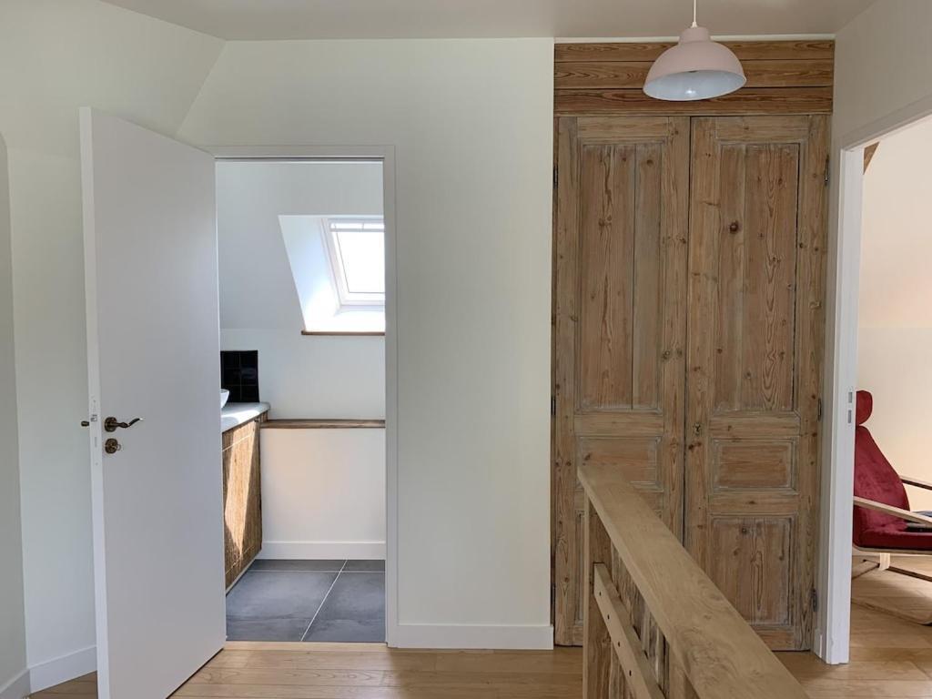 Charmante Maison De Campagne En Pierres Et Bois Sartilly-Baie-Bocage Zewnętrze zdjęcie